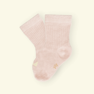 Mosey by Lamington organic cotton baby socks in blush pink rib knit.