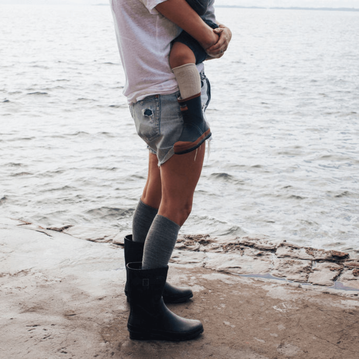 woman wearing merino wool knee high socks in grey aus